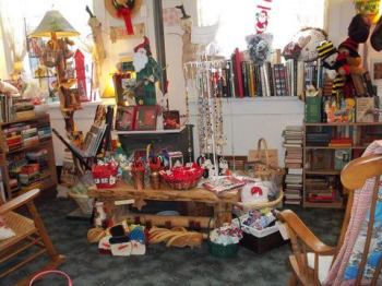 377292_2170394991157_368638336_n