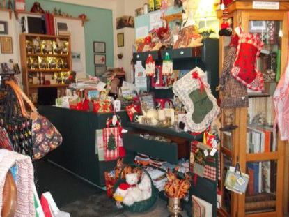 182556_3579884867523_54672166_n