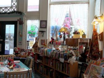 76546_3579872947225_1059112763_n